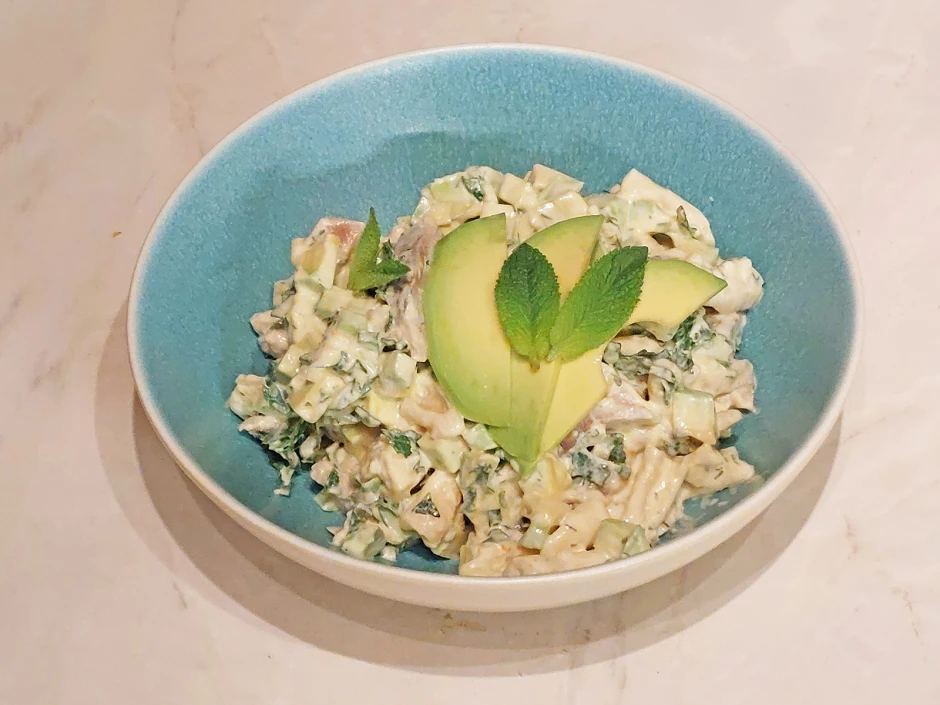Sylter Matjessalat mit Avocado und Minze