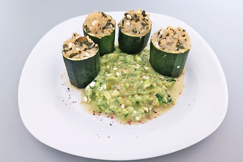 Gefüllte Zucchinitürmchen mit Bärlauchreis