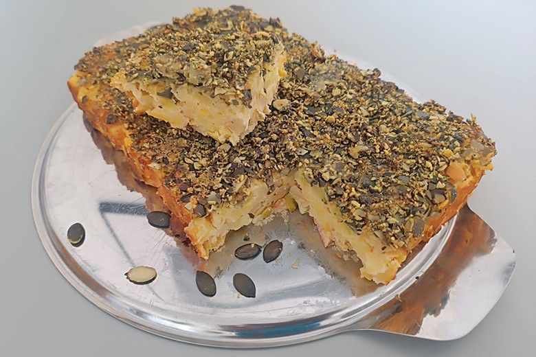 Apfel-Kürbiskern-Kuchen
