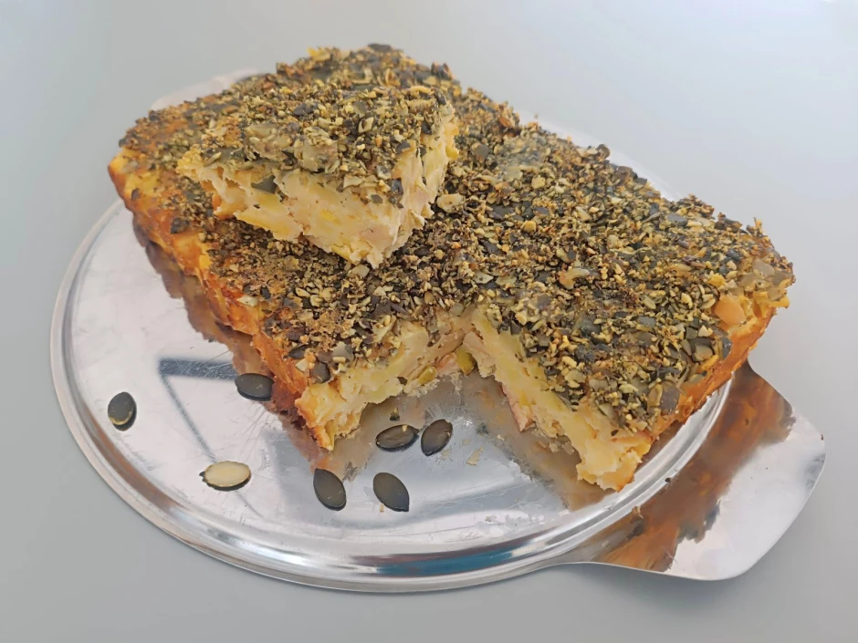 Apfel-K&uuml;rbiskern-Kuchen