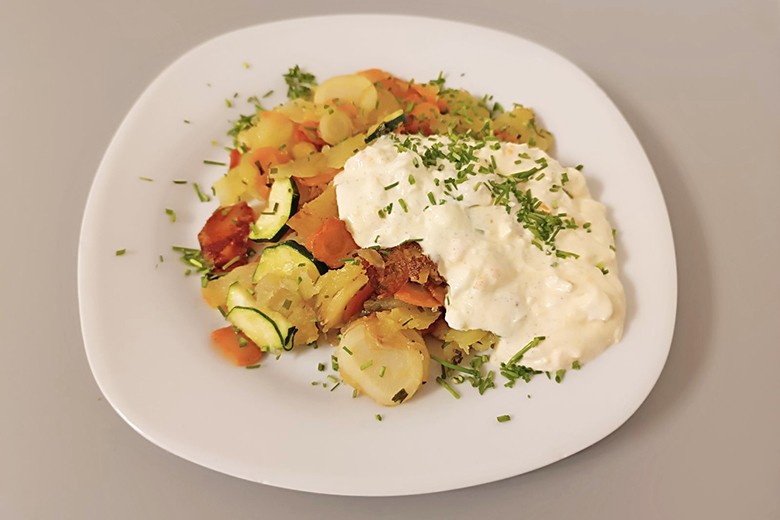 Röstgemüse mit Eiersauce