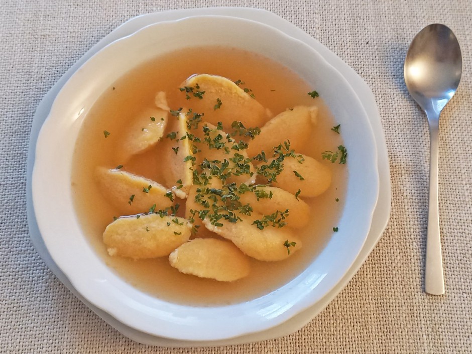Grießnockerlsuppe