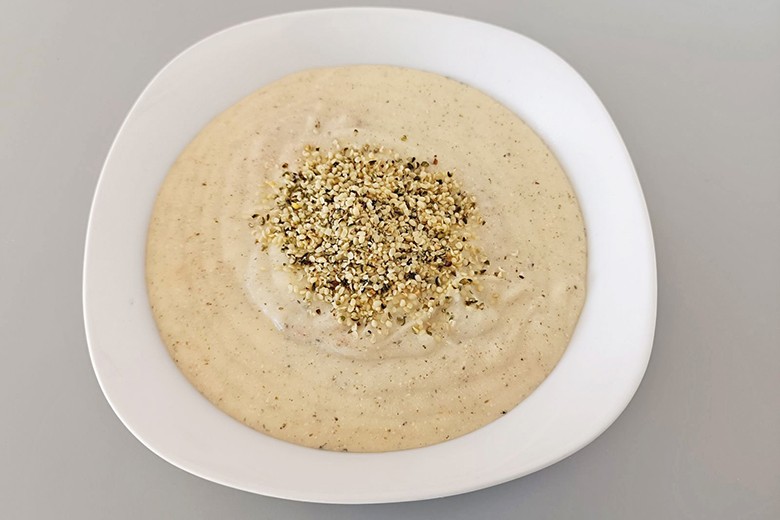 Pudding mit Hanfsamenmilch