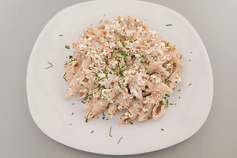 Dinkelnudeln mit Sesam
