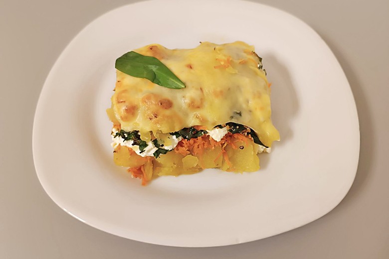 Erdäpfelauflauf mit Karotten und Bärlauch