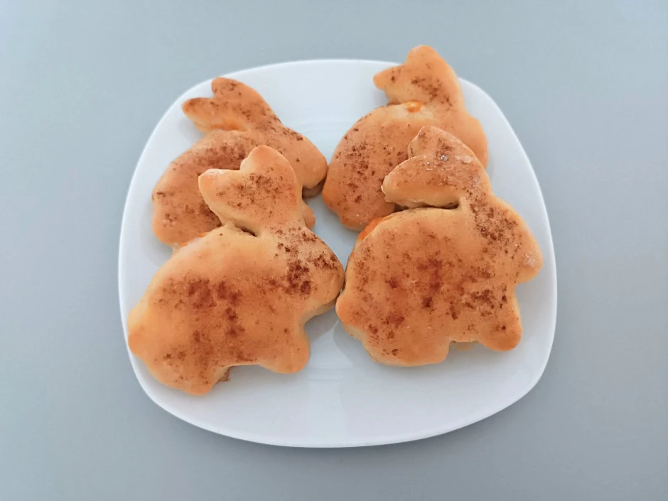 Osterhasen aus &Ouml;l-Topfenteig