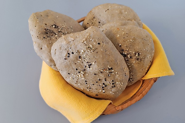 Hanf-Dinkel-Fladen