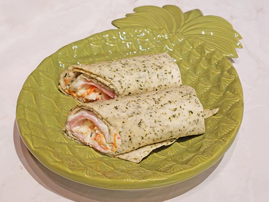B&auml;rlauch-Wrap mit Schinken