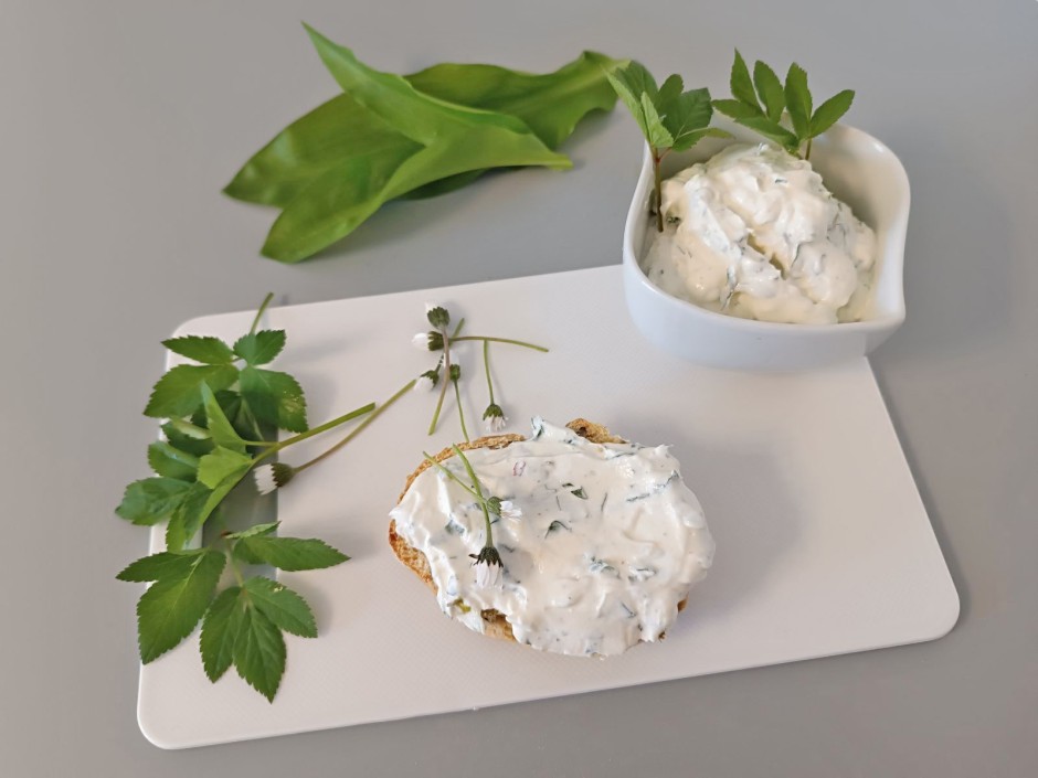 Frühlingskräuteraufstrich