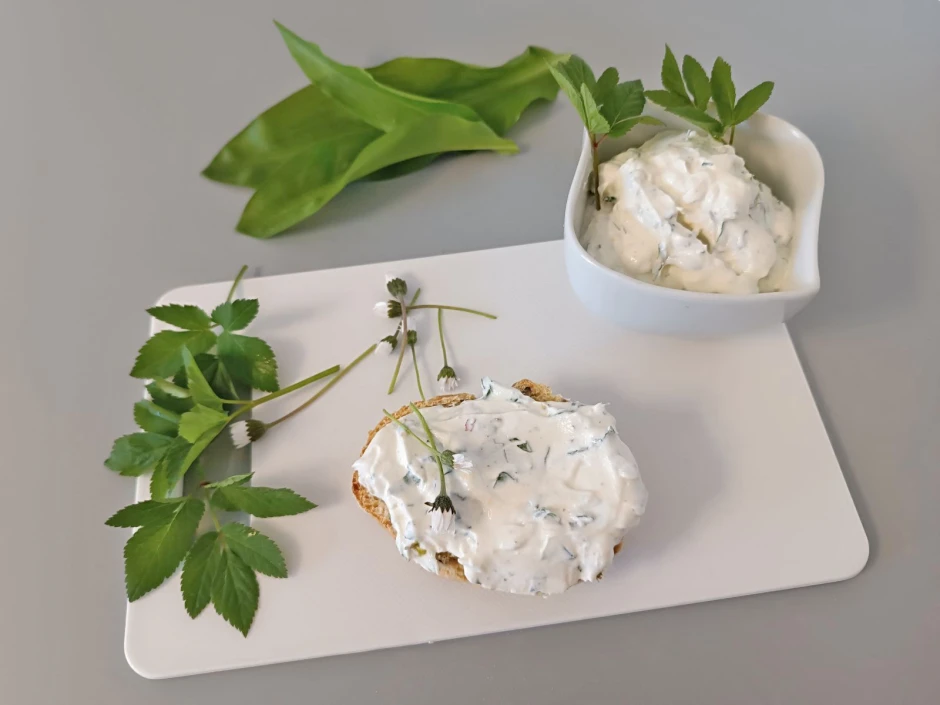 Fr&uuml;hlingskr&auml;uteraufstrich