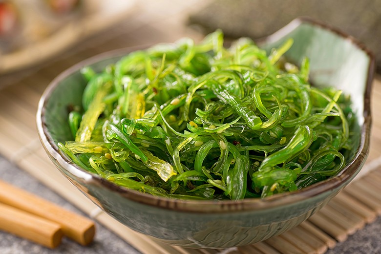 Wakame Algensalat mit Sesam