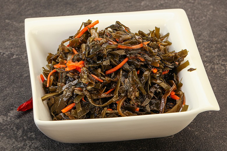 Kombu Algensalat mit Karotten