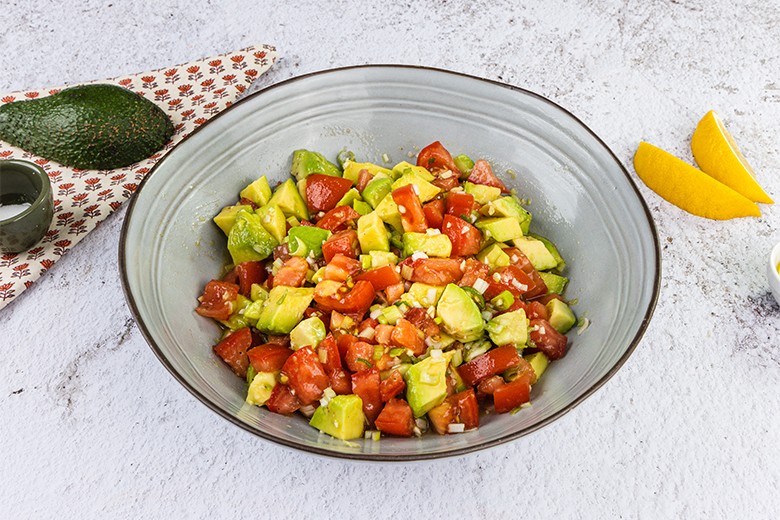 Tomaten-Avocado-Salat
