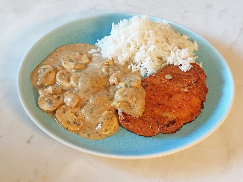 Schweinesteak mit Champignonrahmsoße