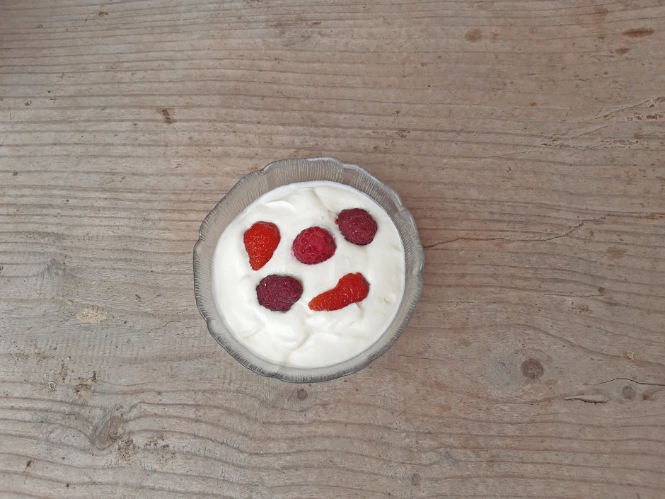Erdbeer-Himbeer Dessert