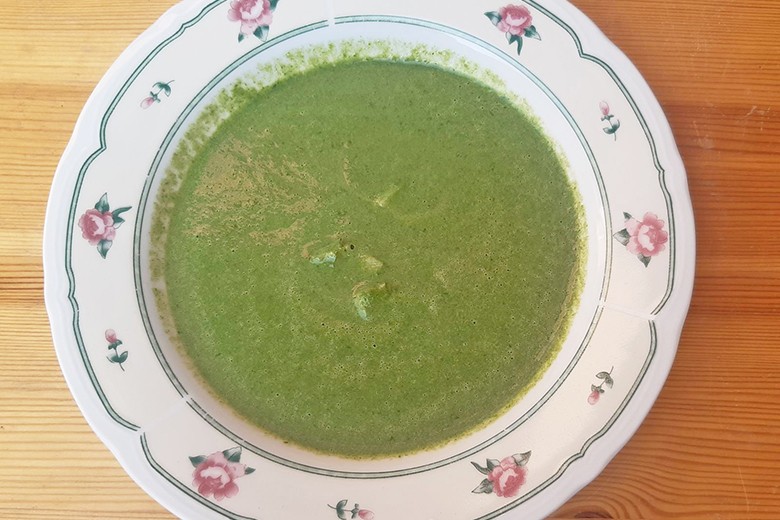 Erdäpfel-Bärlauchsuppe