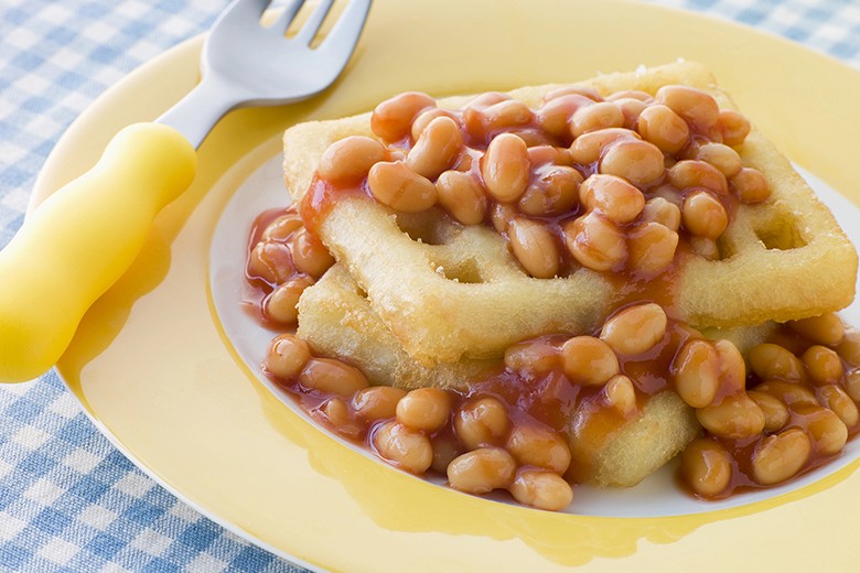 Kartoffelwaffeln mit gebackenen Bohnen