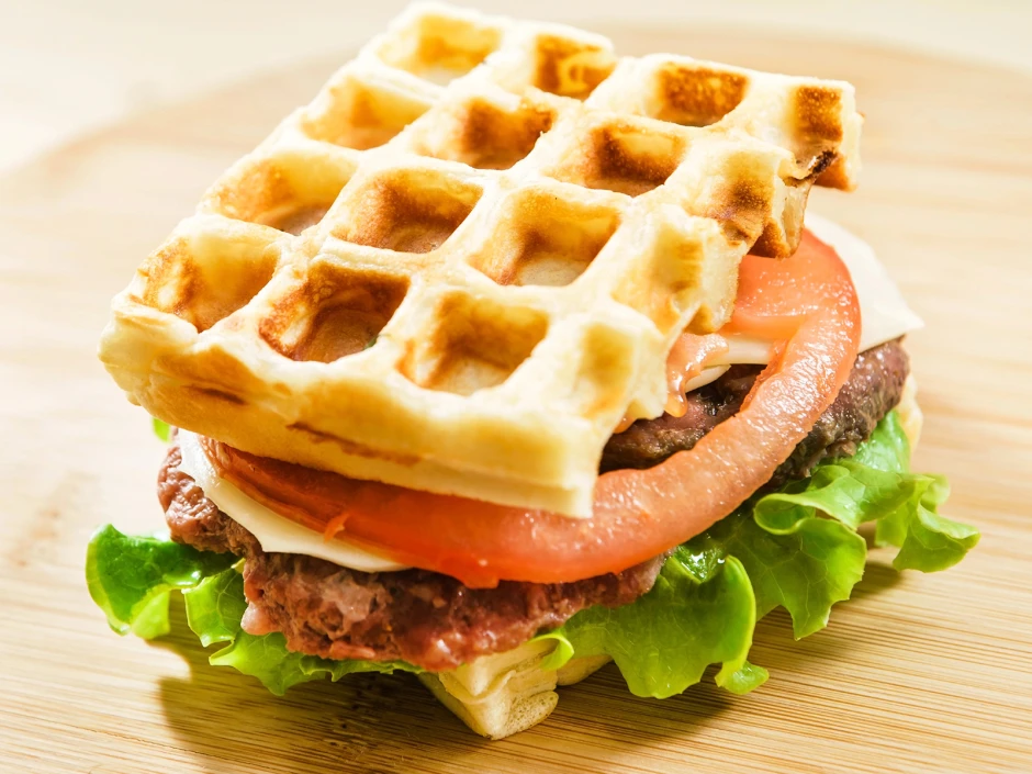 W&uuml;rziger Waffelburger