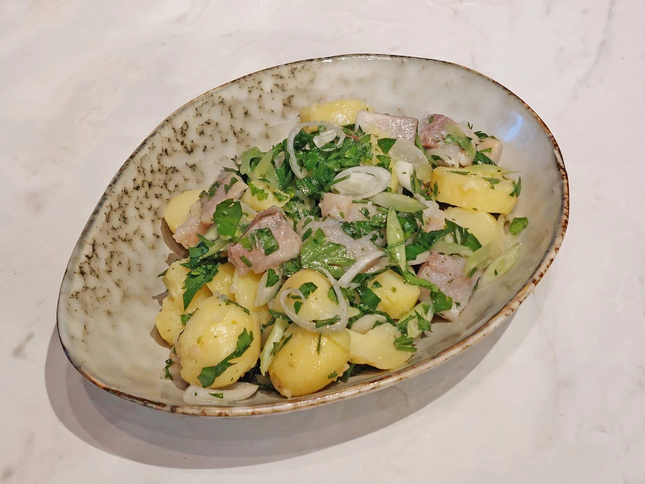 Kartoffel-Matjes-Salat mit Champignons