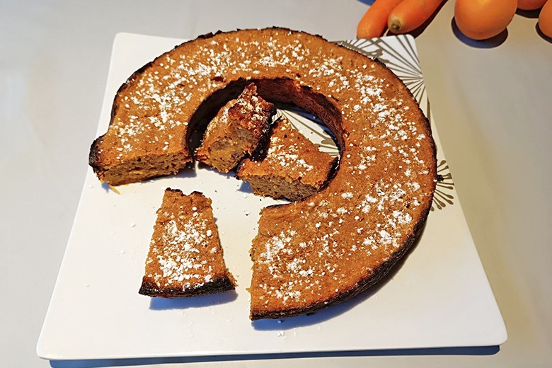 Fruchtiger Kuchen aus dem Camping-Backofen