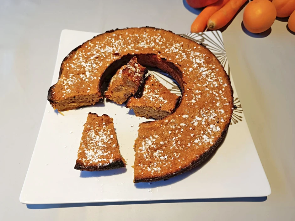 Fruchtiger Kuchen aus dem Camping-Backofen