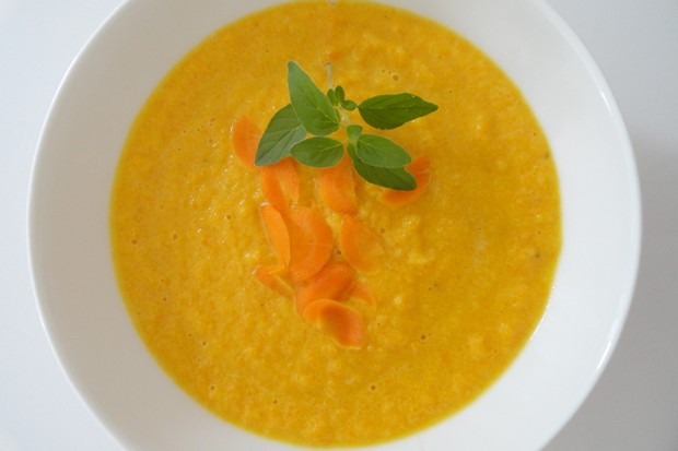 Sommerliche Karottensuppe