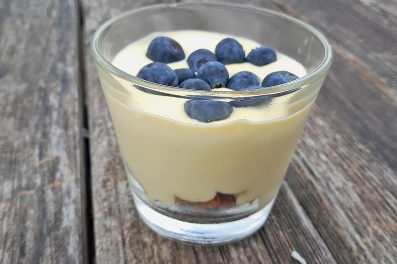 Vanilletraum mit Heidelbeeren
