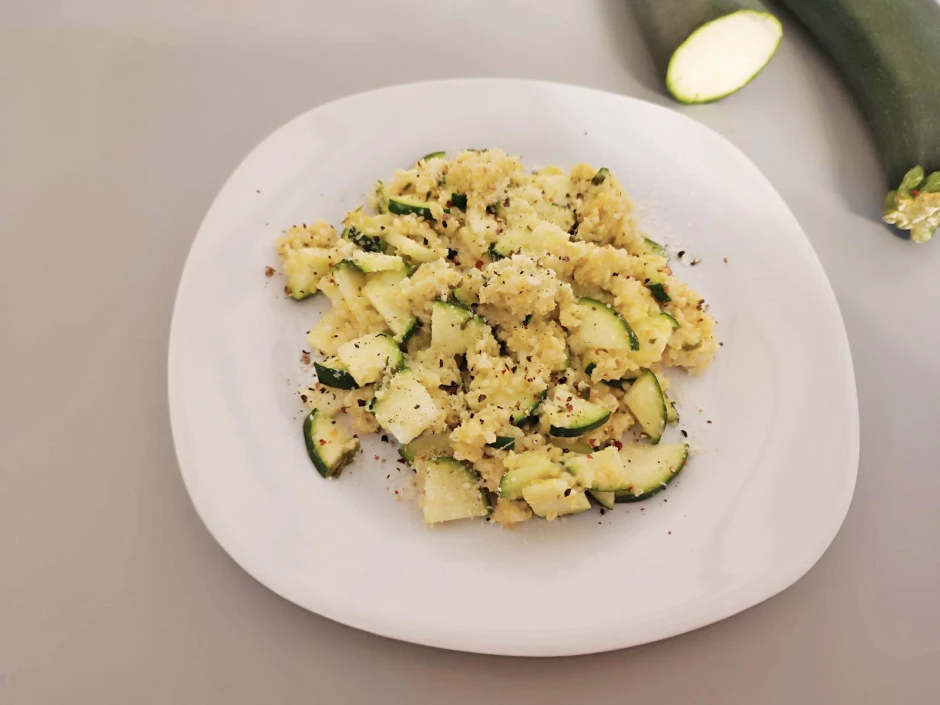 Hirse mit Zucchini