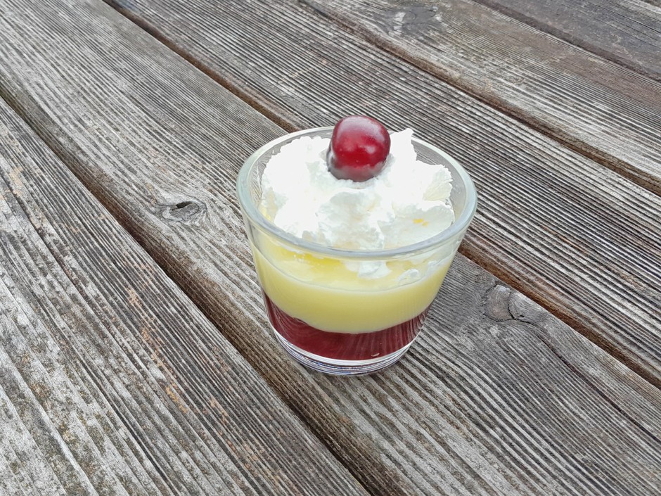 Kirsch-Vanillepudding