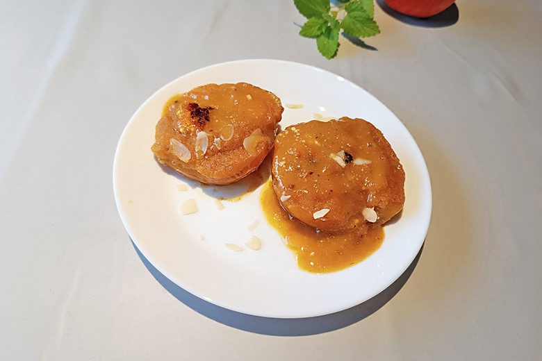 Bratapfel aus dem Camping-Backofen