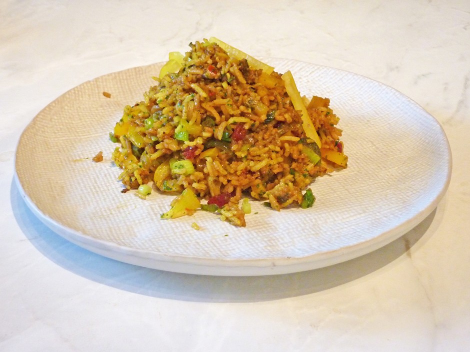 Gebratener Reis mit Chili und Lauchzwiebeln