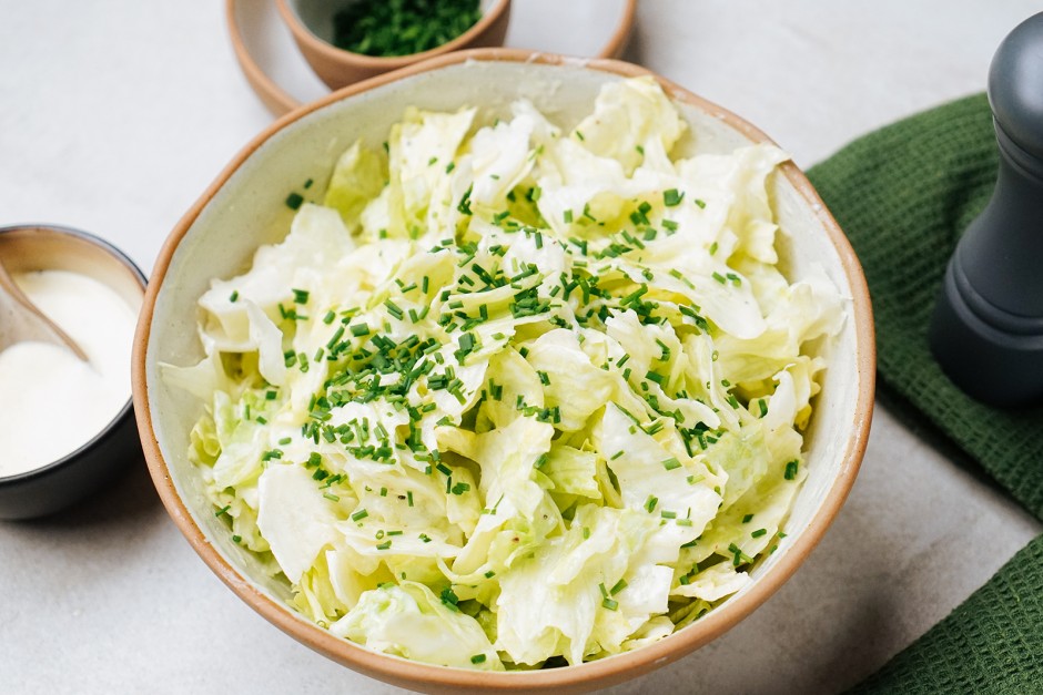 Eisbergsalat mit Joghurt