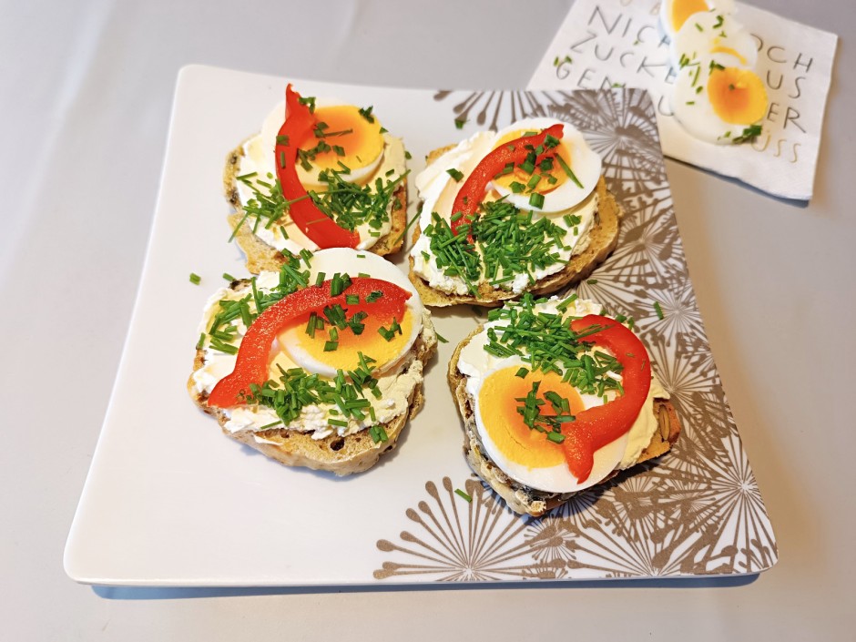 Sandwich mit Ei und Paprika