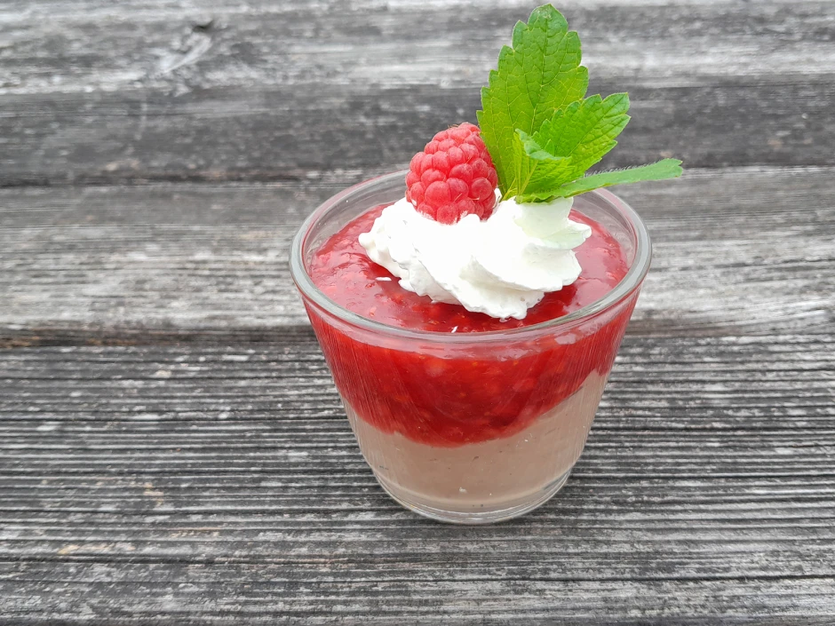 Himbeere auf Schokocreme