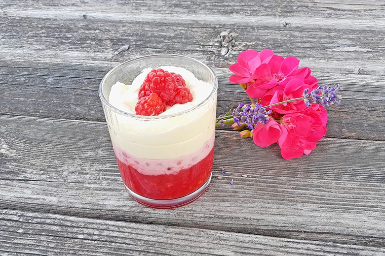 Himbeer-Topfen-Vanillecreme Dessert