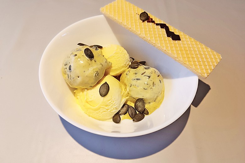 Kürbiskern-Vanille-Eis
