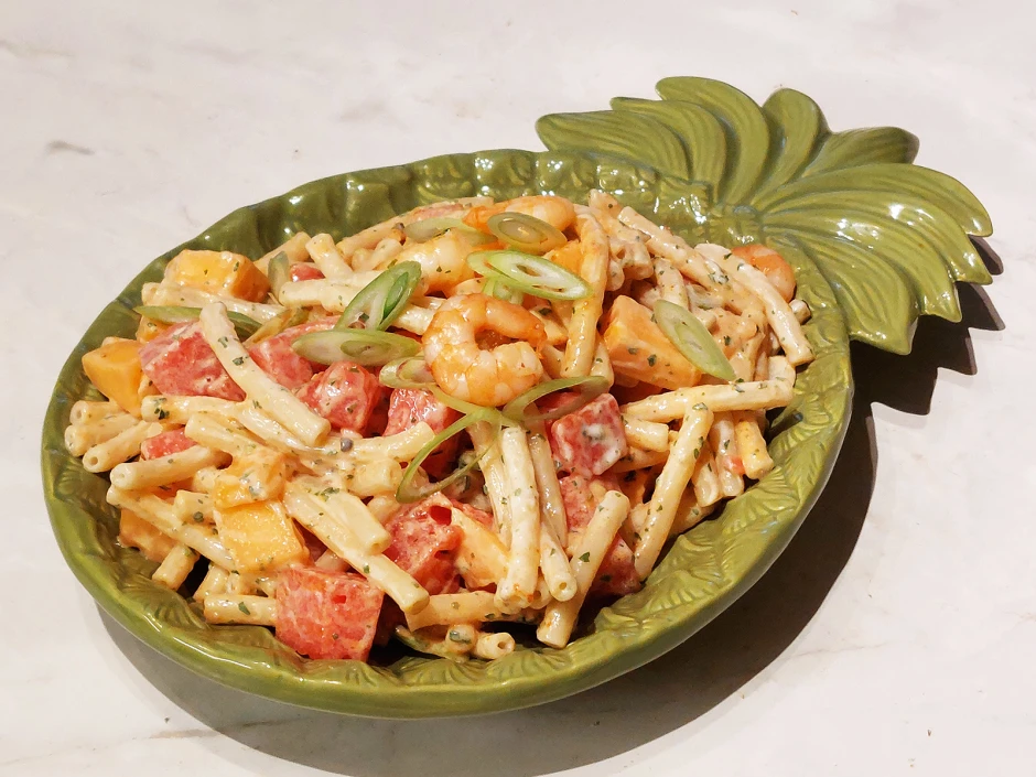 Nudel-Melonensalat mit Garnelen