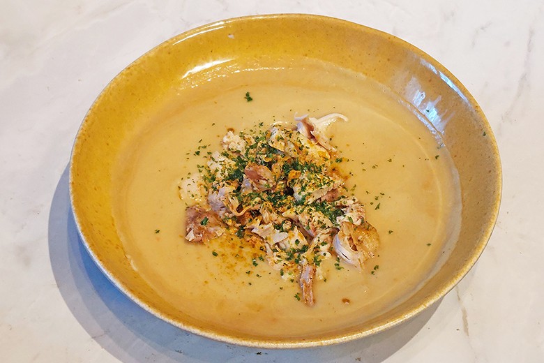 Karfiol-Kokos-Hühnersuppe