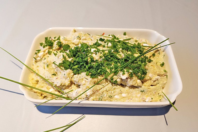 Ei-Hüttenkäse-Schnittlauchaufstrich