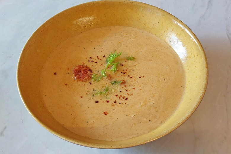 Mallorquinische Fenchelsuppe mit Chorizo