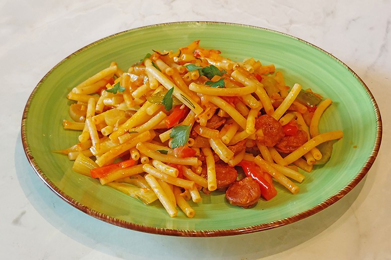 Spanische Nudelpfanne