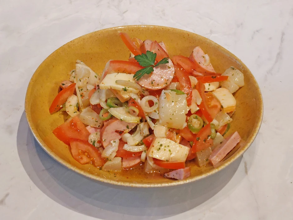 Bunter Käsesalat