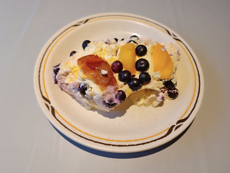 Low-Carb Früchteauflauf aus dem Camping-Backofen