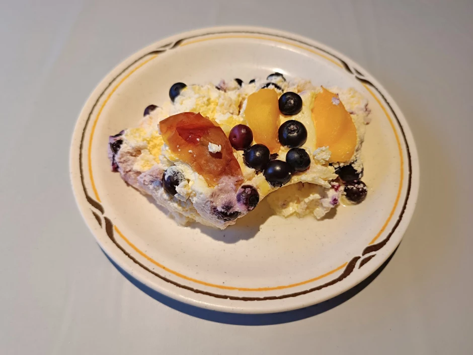 Low-Carb Früchteauflauf aus dem Camping-Backofen