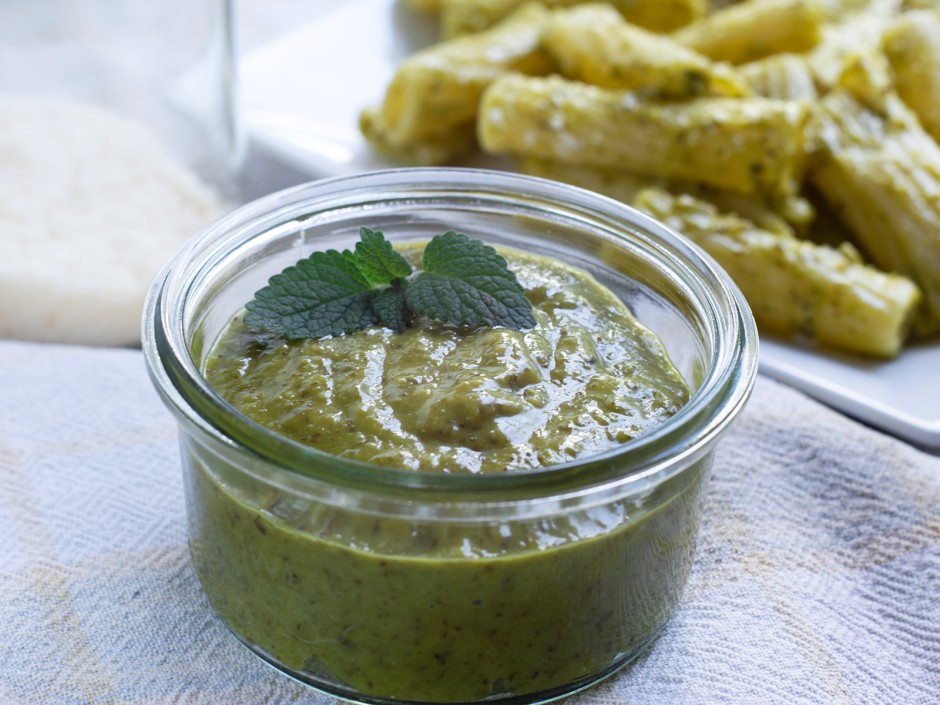 Brennnessel-Hanf Pesto