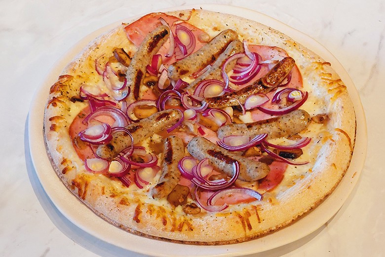 Bratwurst-Pizza
