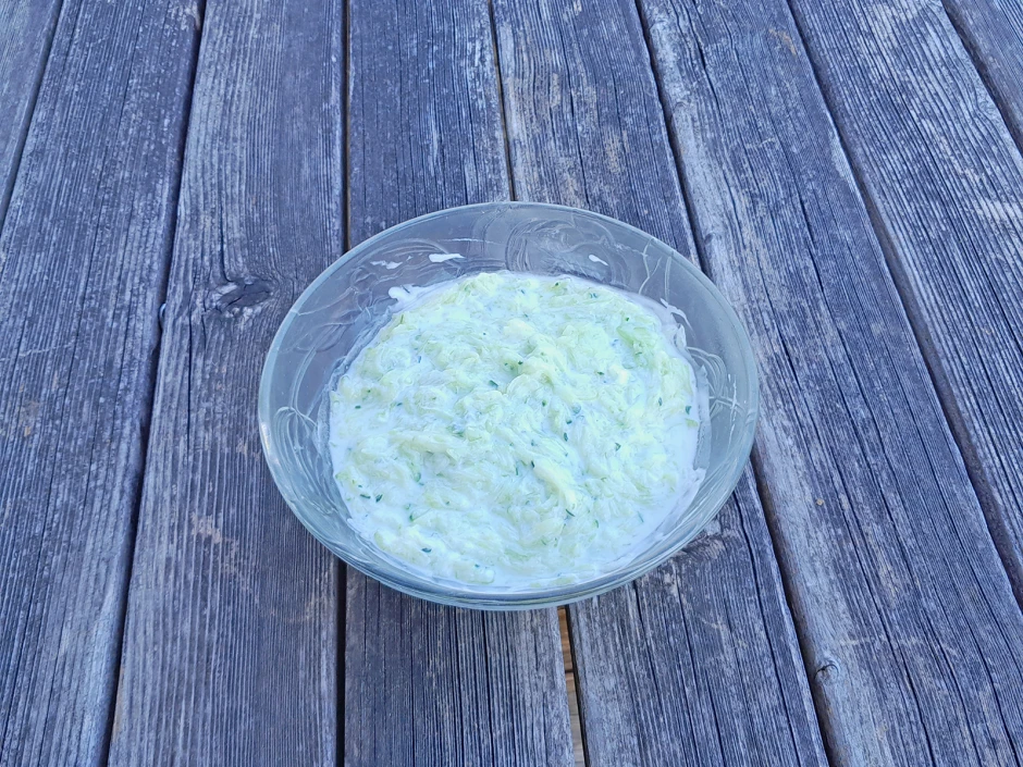 Gurkensalat mit Joghurt