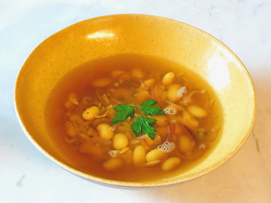 Bohnen-Nudel-Suppe