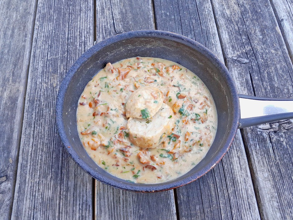 Eierschwammerlpfanne