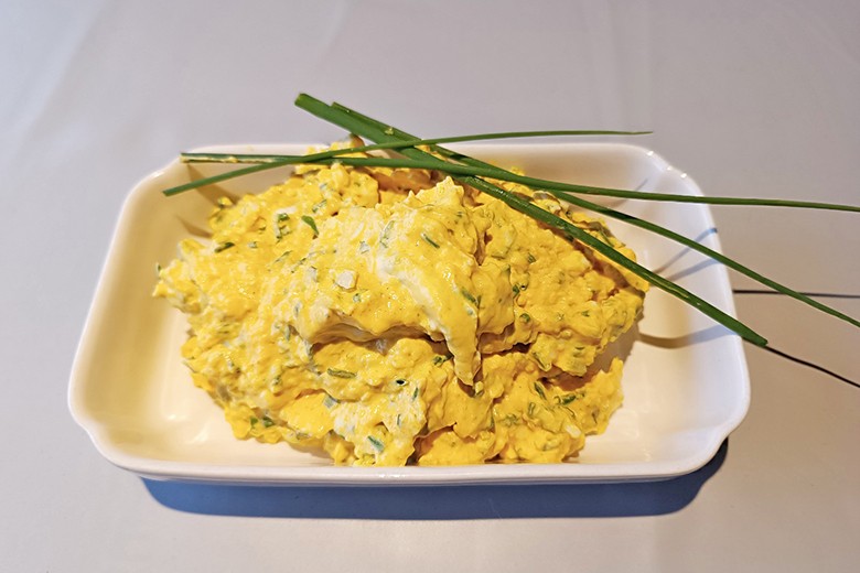 Eier-Schnittlauch-Kurkuma-Aufstrich